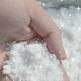 Sperimentazione con pupazzi di neve realizzati con neve artificiale