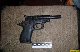 تپانچه های خانگی.  انتخاب عکس.  خشاب های اسلحه دست ساز یک اسلحه ساز خودآموخته توسط پلیس کشف و ضبط شد (14 عکس) تپانچه های دست ساز در خانه